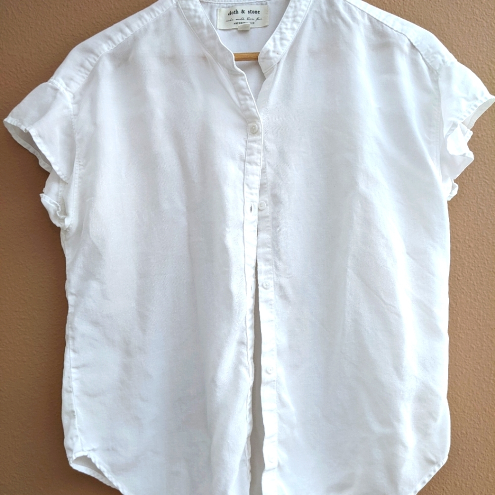 Anthropologie Breezy Button Down